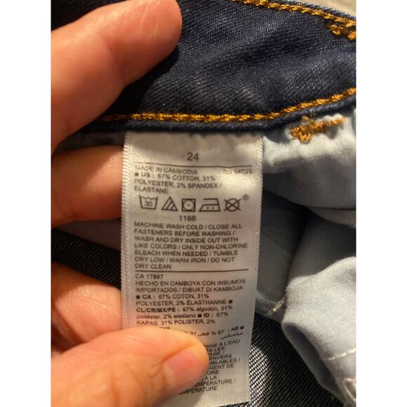 Old Navy Mid-Rise Kicker Boot-Cut Jeans Dark Blue Wash Plus Size 24 Casual Denim - Picture 7 of 7